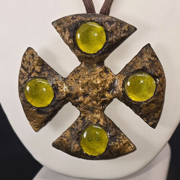 Handmade Brown Montrose Cross Pendant Necklace With Green Glass Accents HS190 - Picture 3 of 4